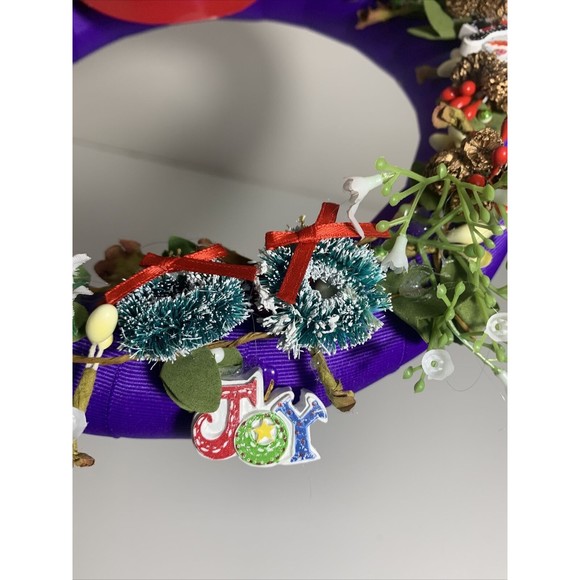 Red Hat Society Handmade One of a Kind Christmas Wreath 10"x 10" - Picture 6 of 10
